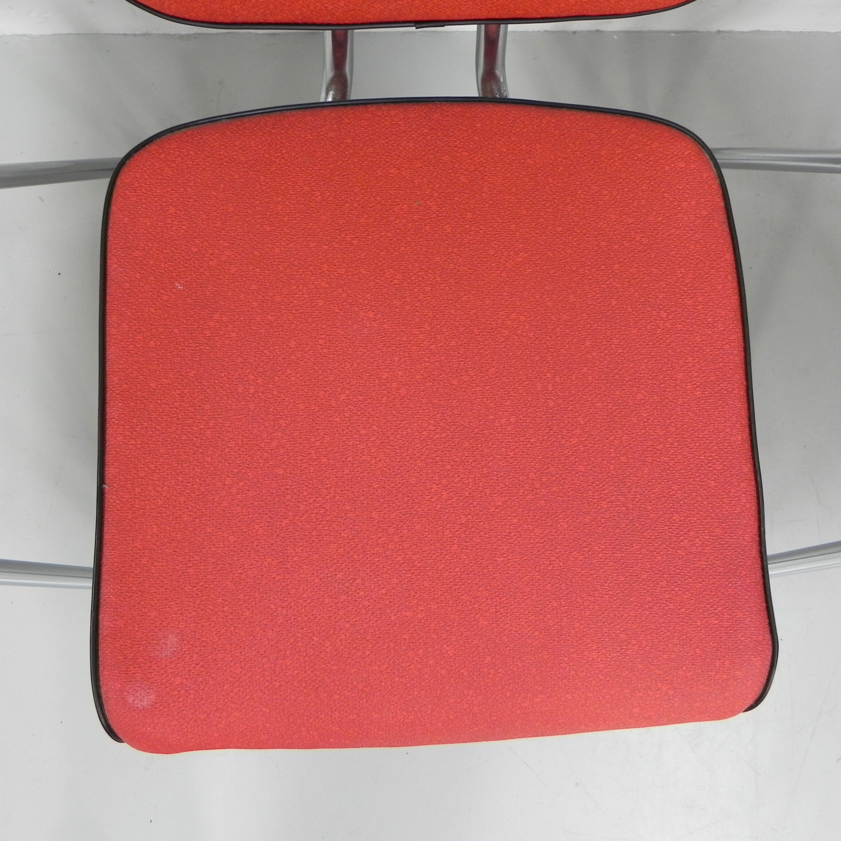 Set of 5 vintage dining table chairs, dinner style