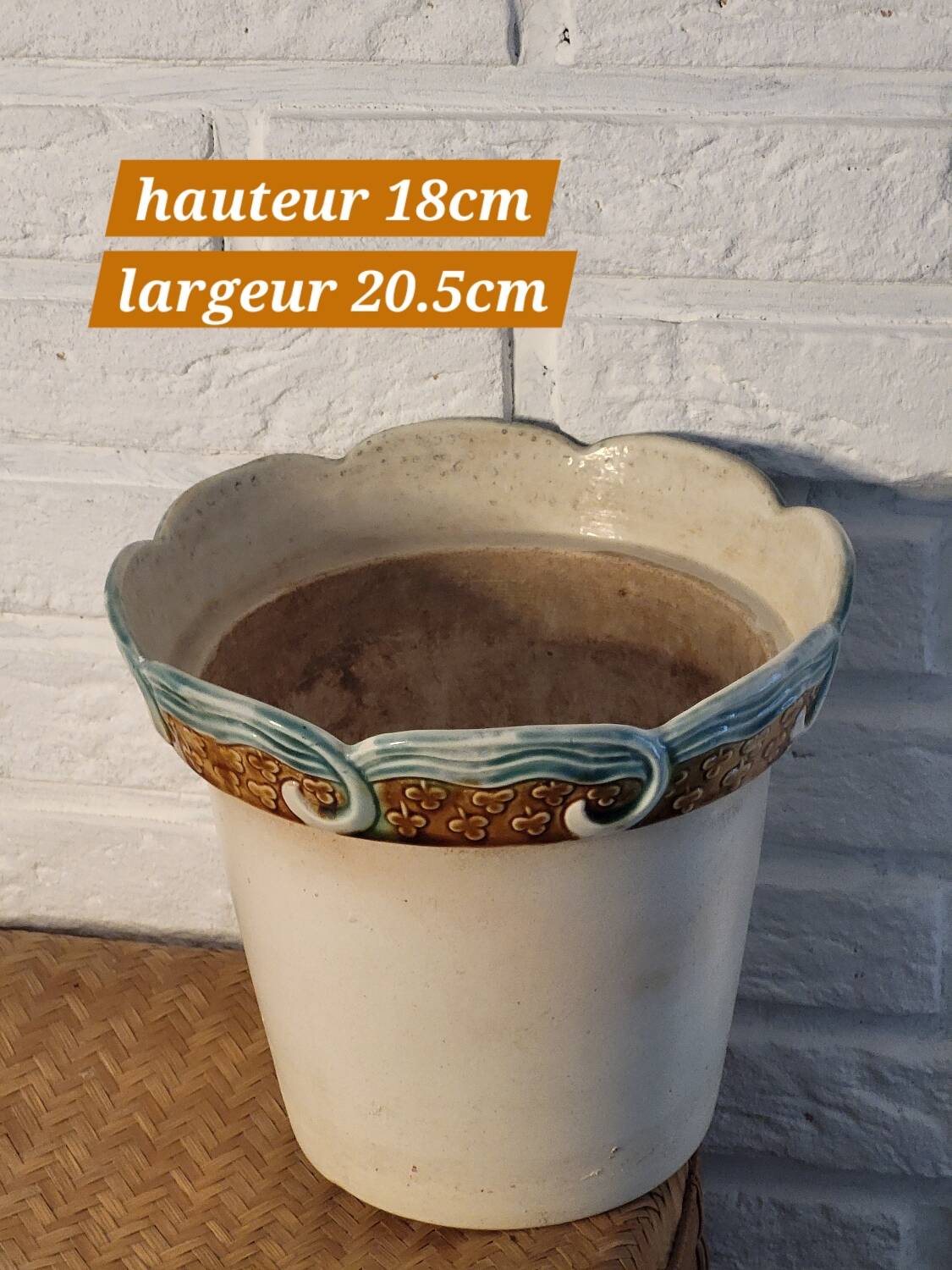 Vintage slip planter