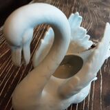 Biscuit swan statue