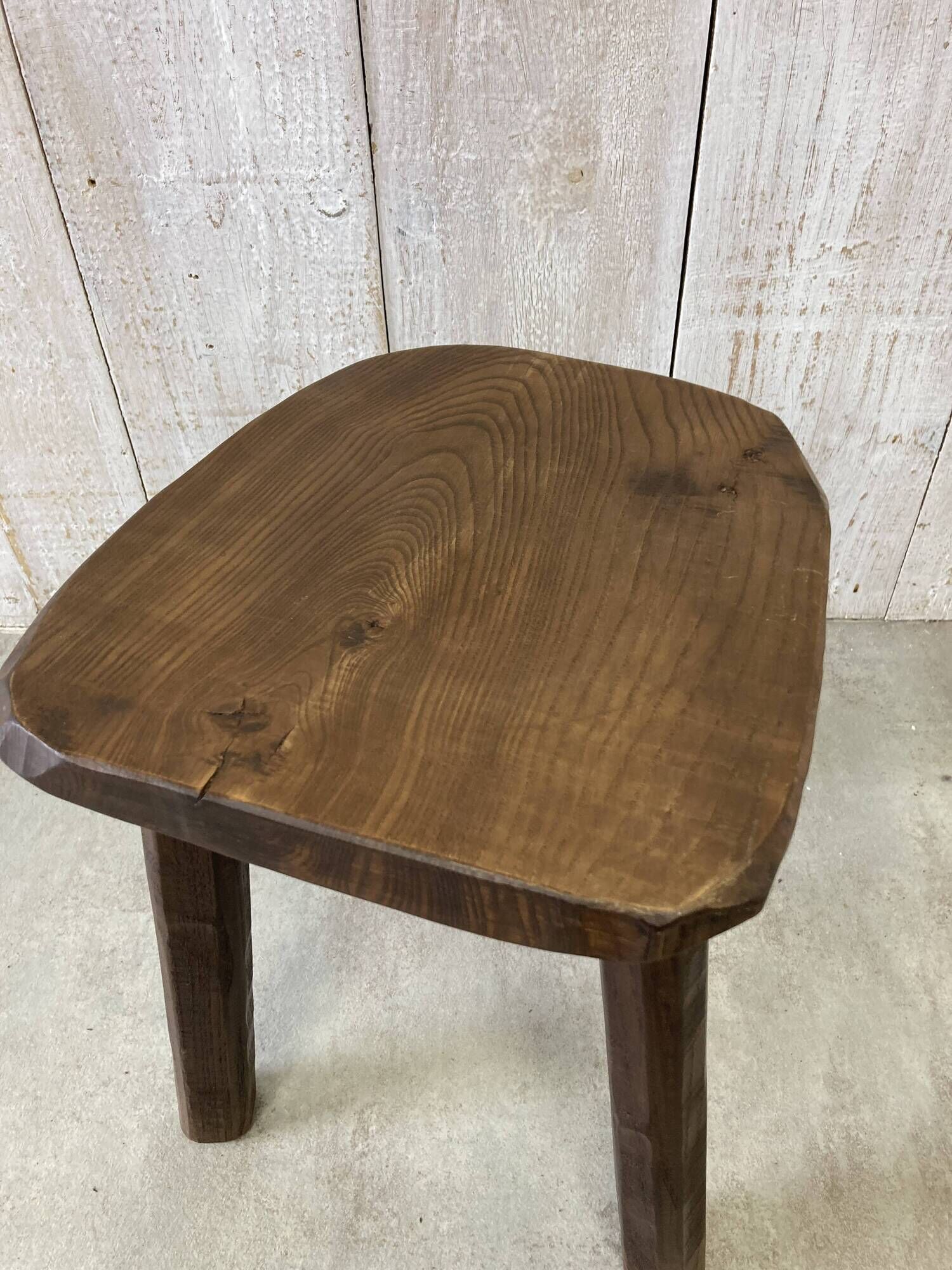 Tripod stool