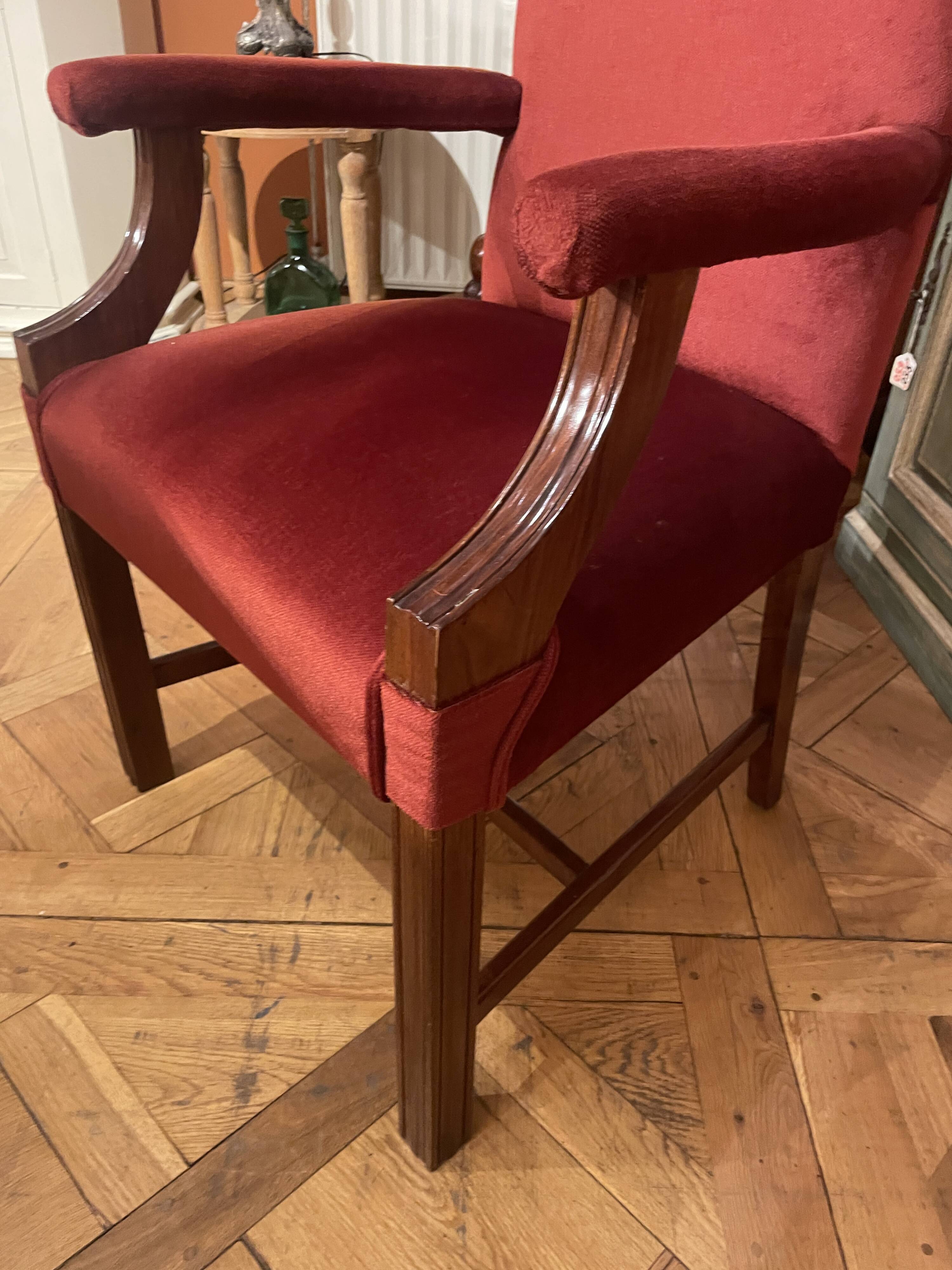 fauteuil de bureau en acajou et velours rouge