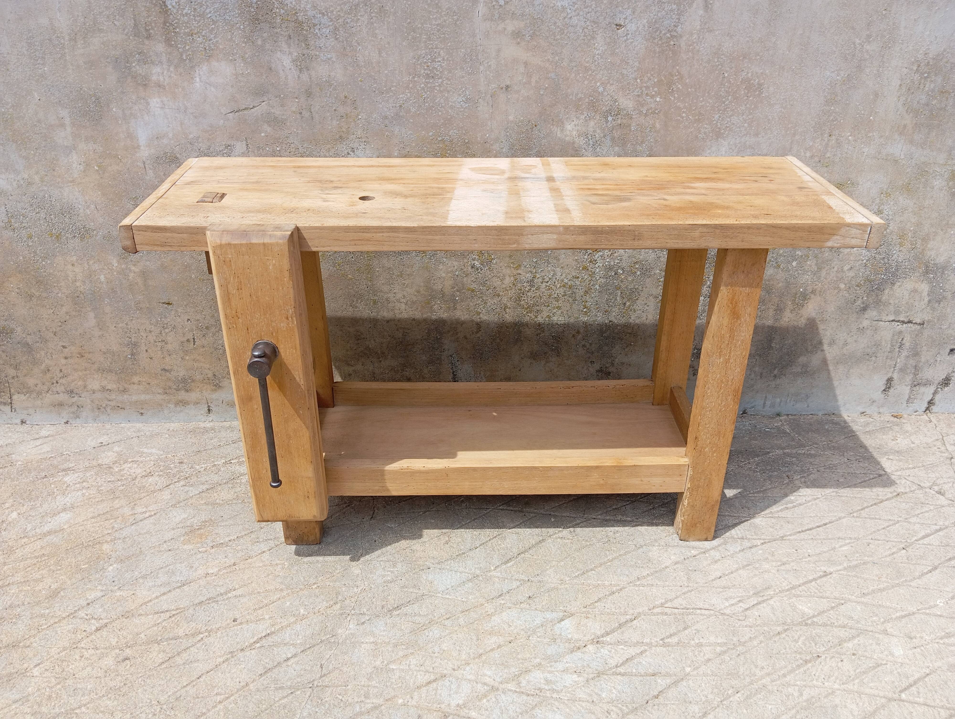 Established carpenter