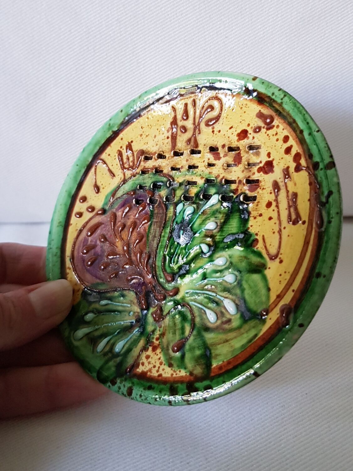 Vallauris ceramic garlic grater plate