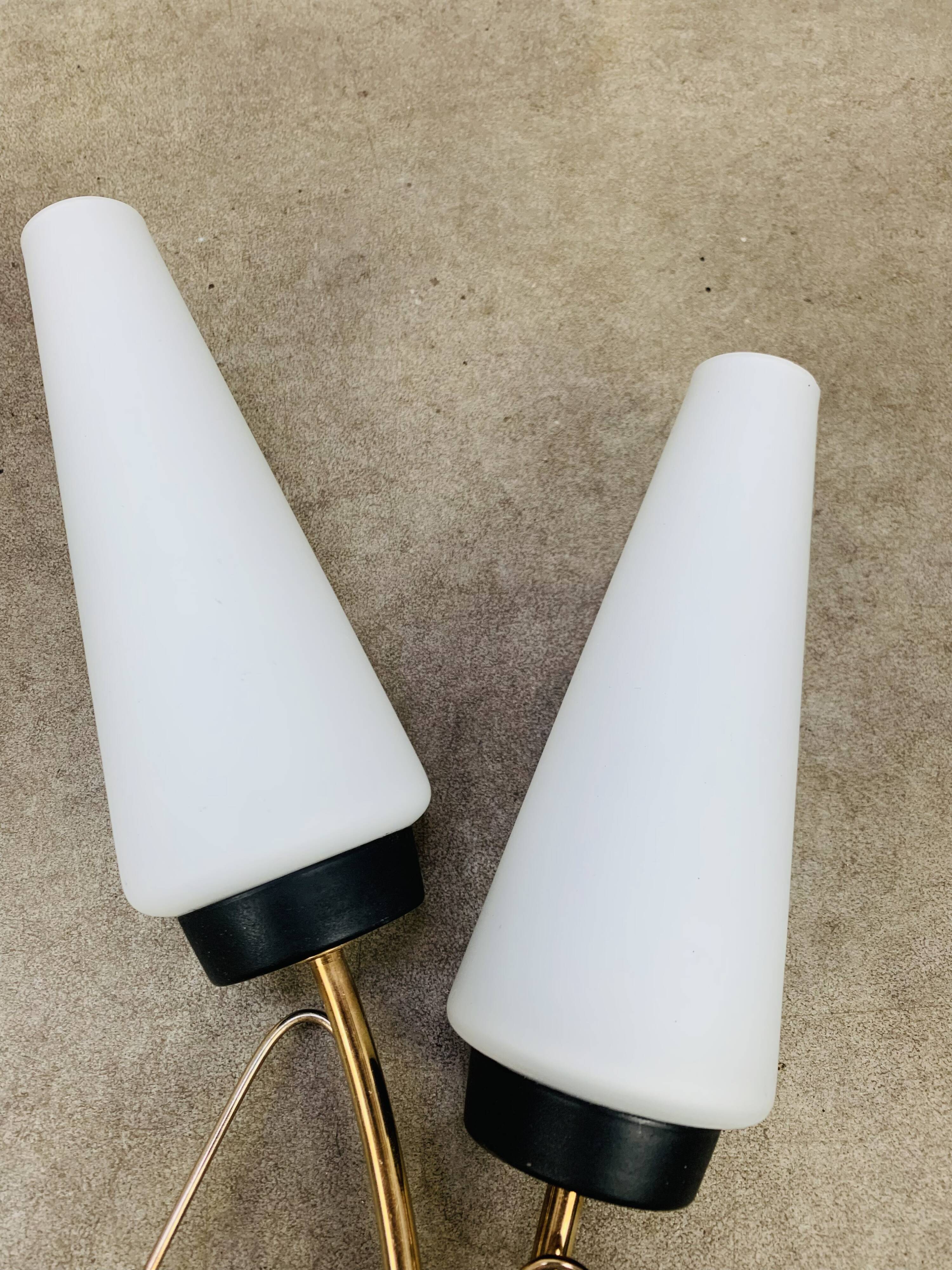 Pair of 1950s wall lights, opaline and brass tulips, Lunel Arlus