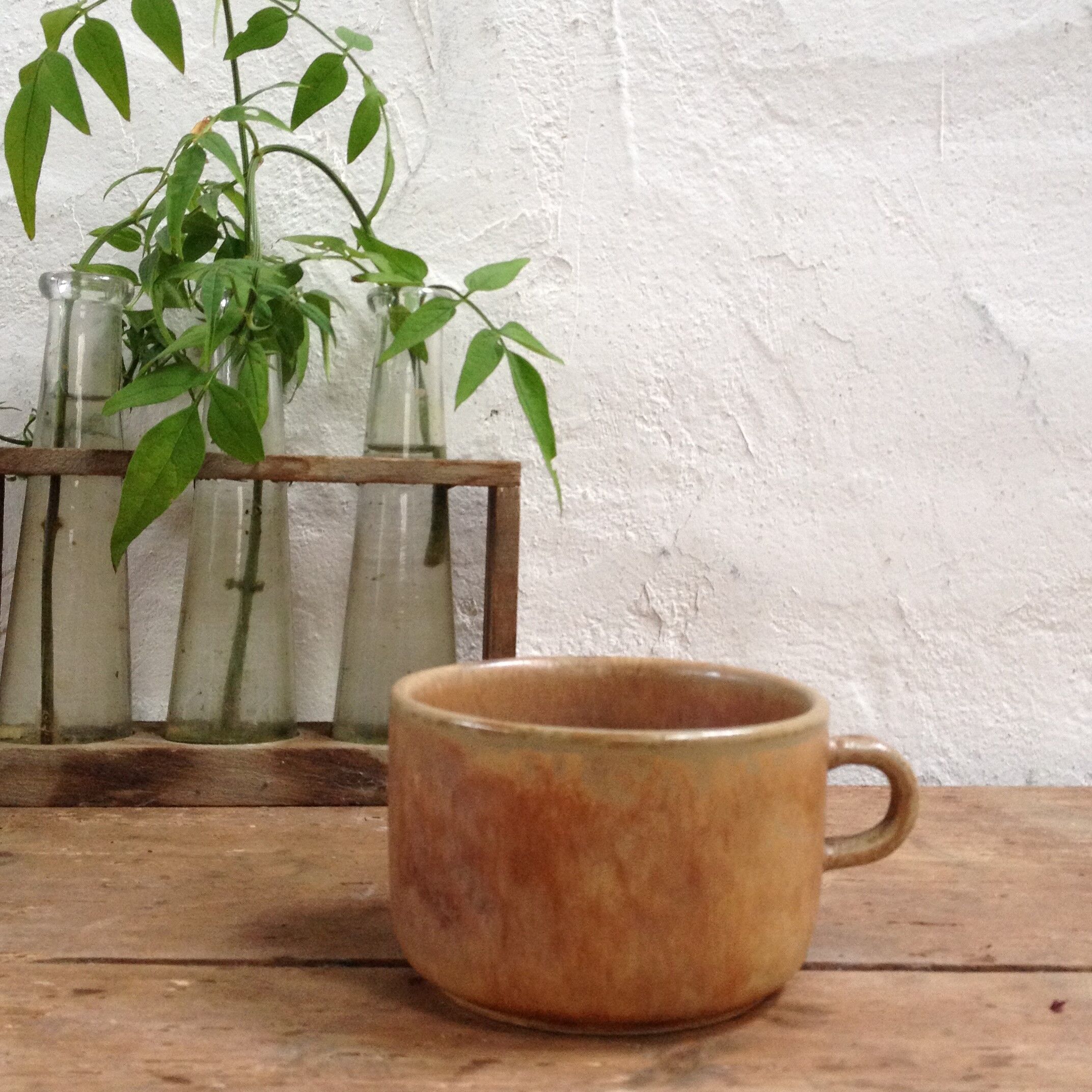 Trio of sandstone lunch cups