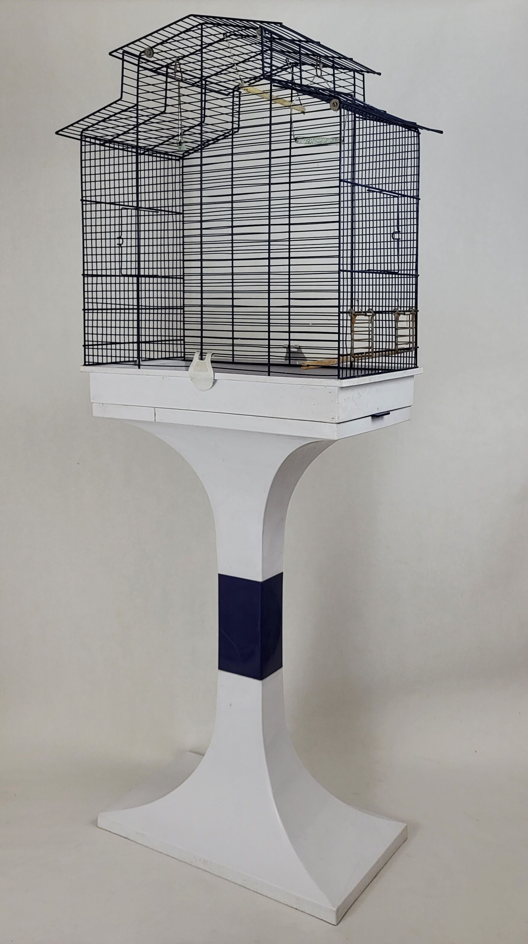Vintage freestanding birdcage