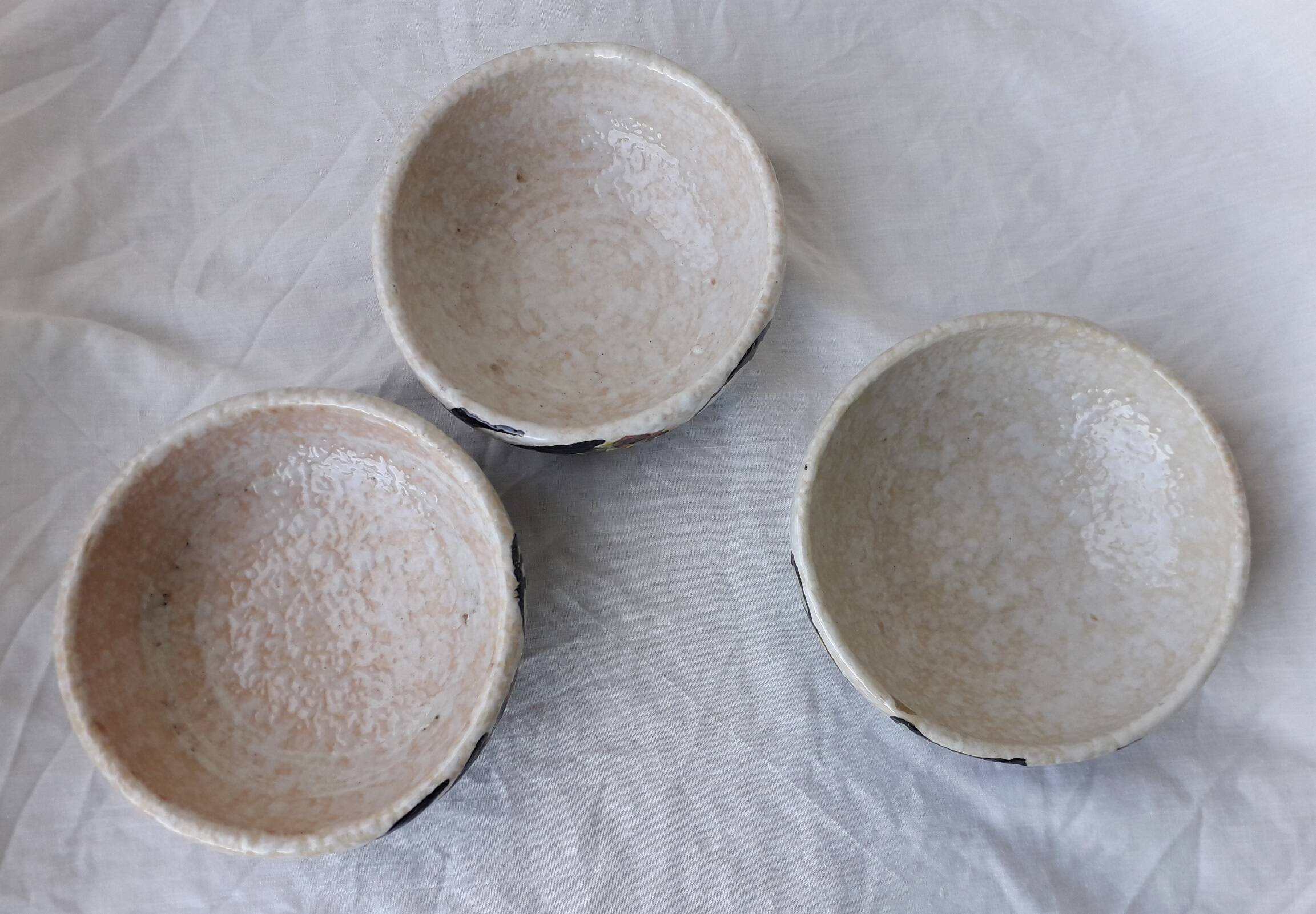 Ceramic bowls