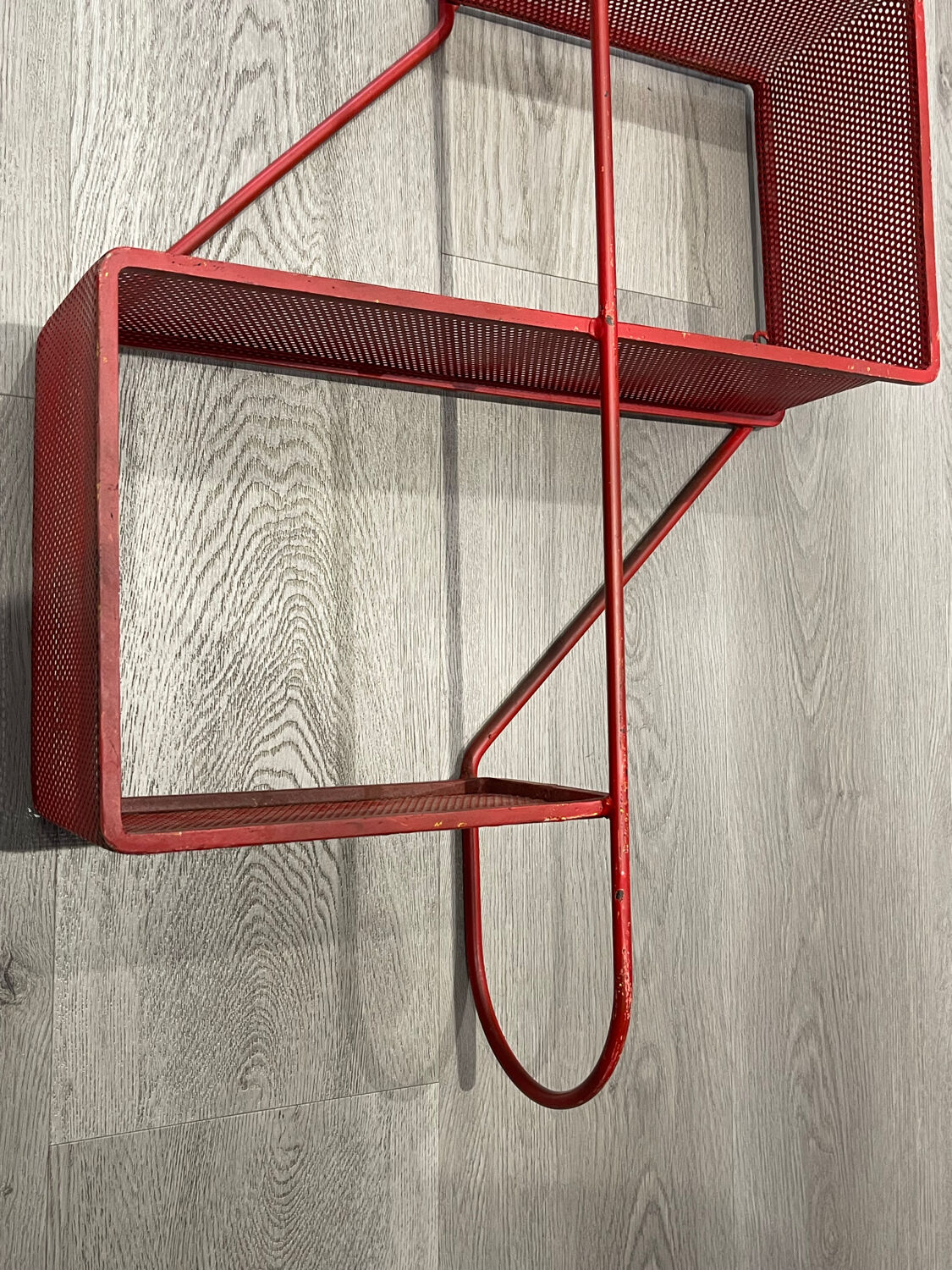 Étagère clé de sol Mathieu MATEGOT