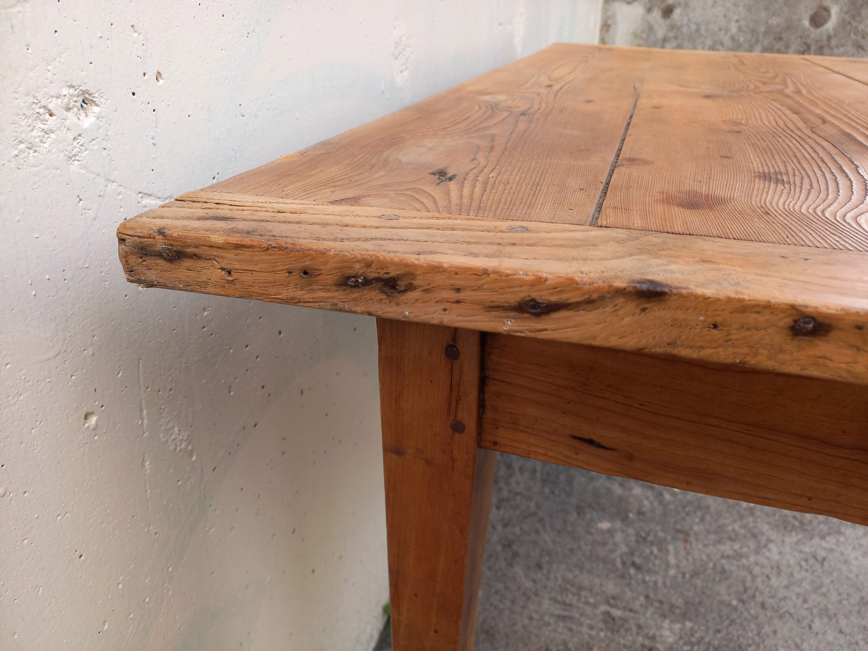Table de ferme en sapin