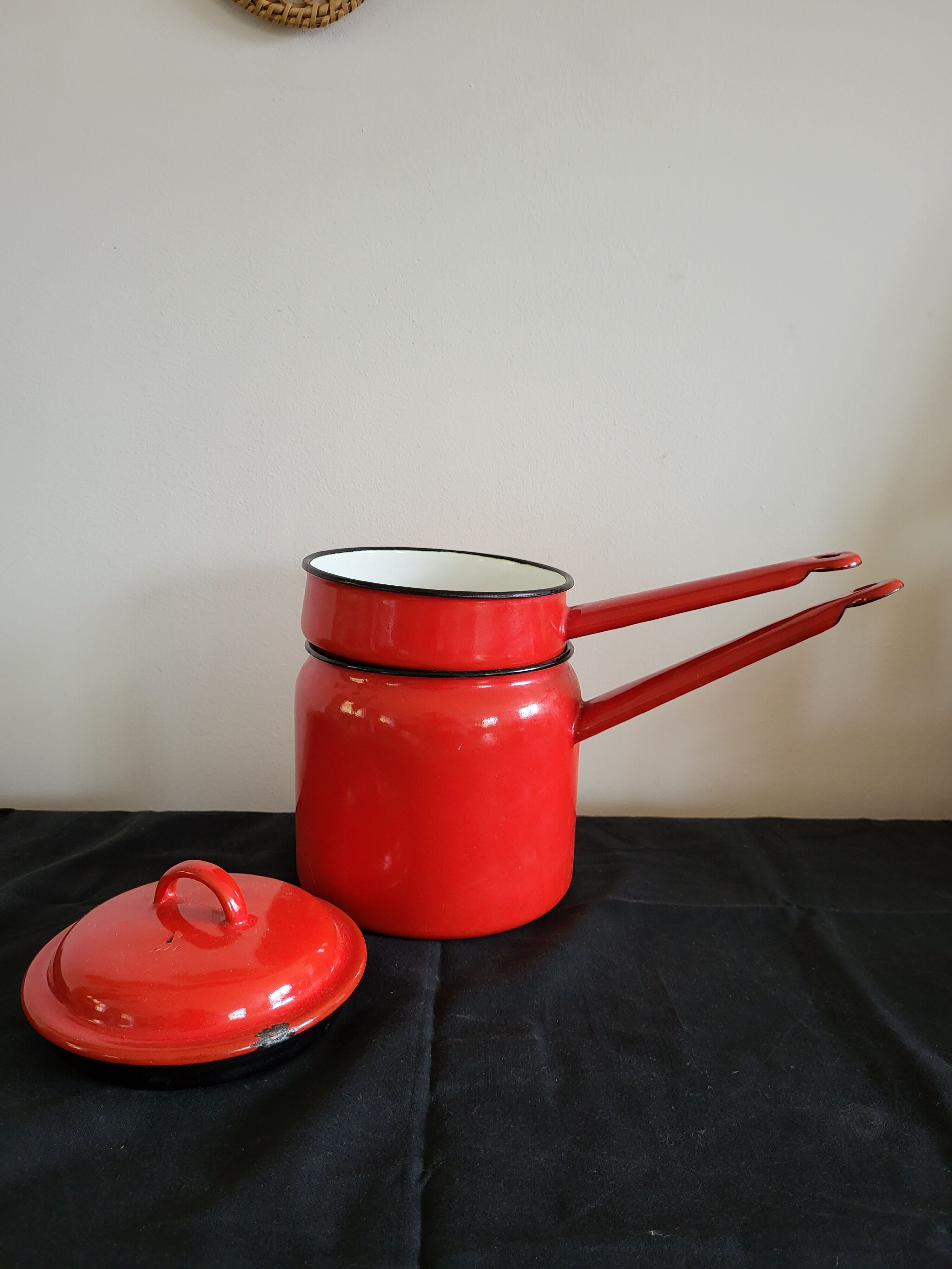 Red kettle in vintage email