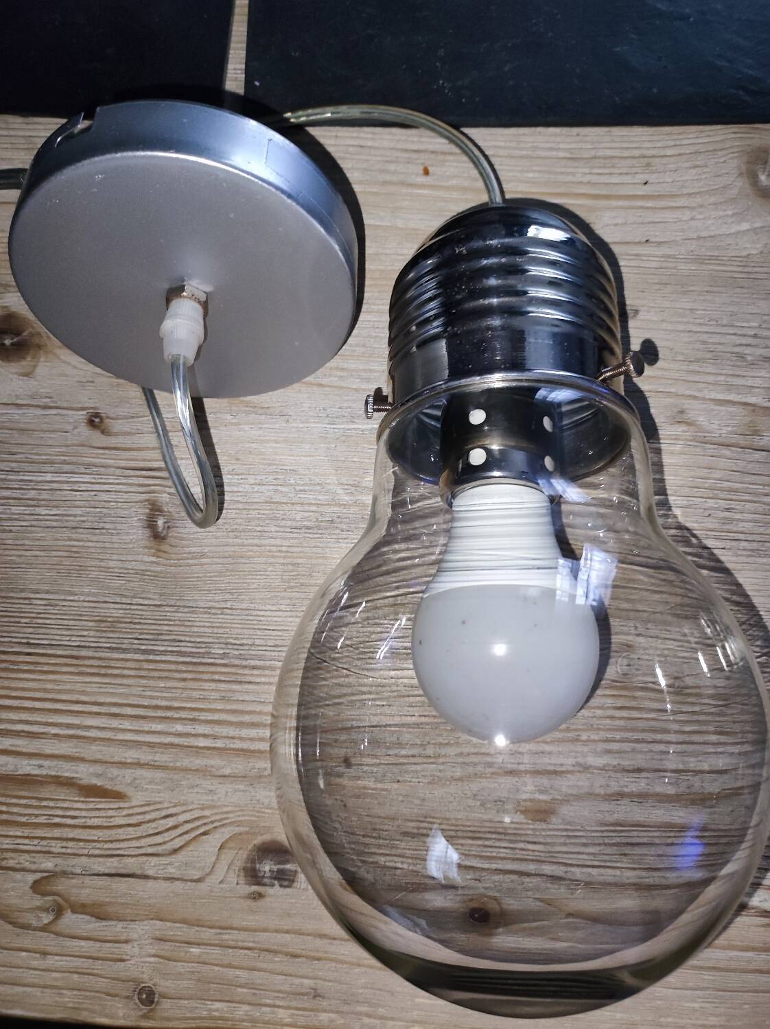 Bulb pendant
