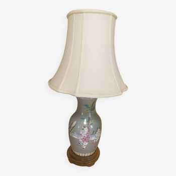 Chinese porcelain lamp