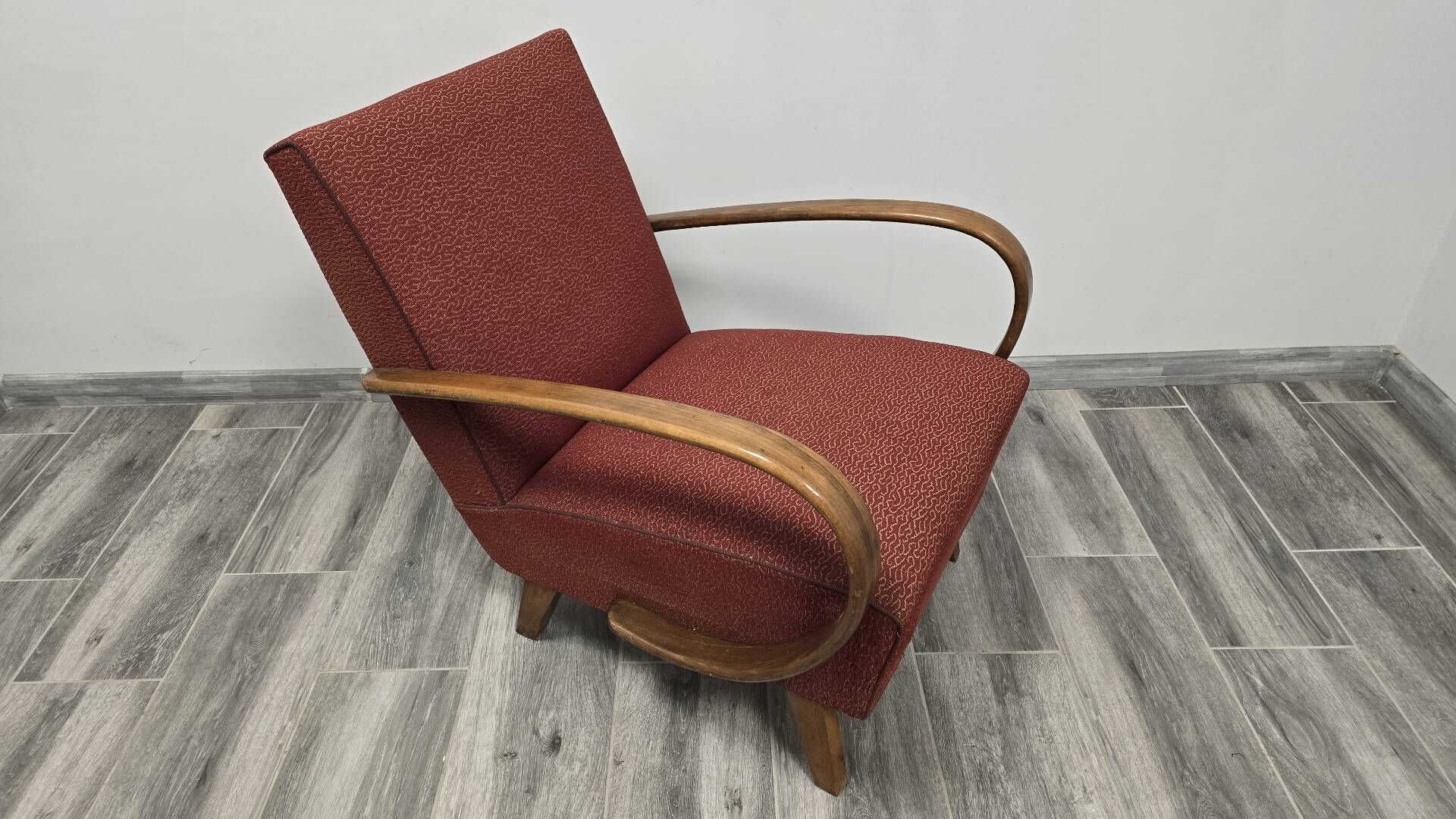 Art Deco Lounge Chair from Jindrich Halabala
