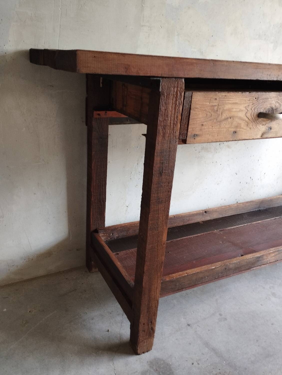 Old workbench with 2 large drawers