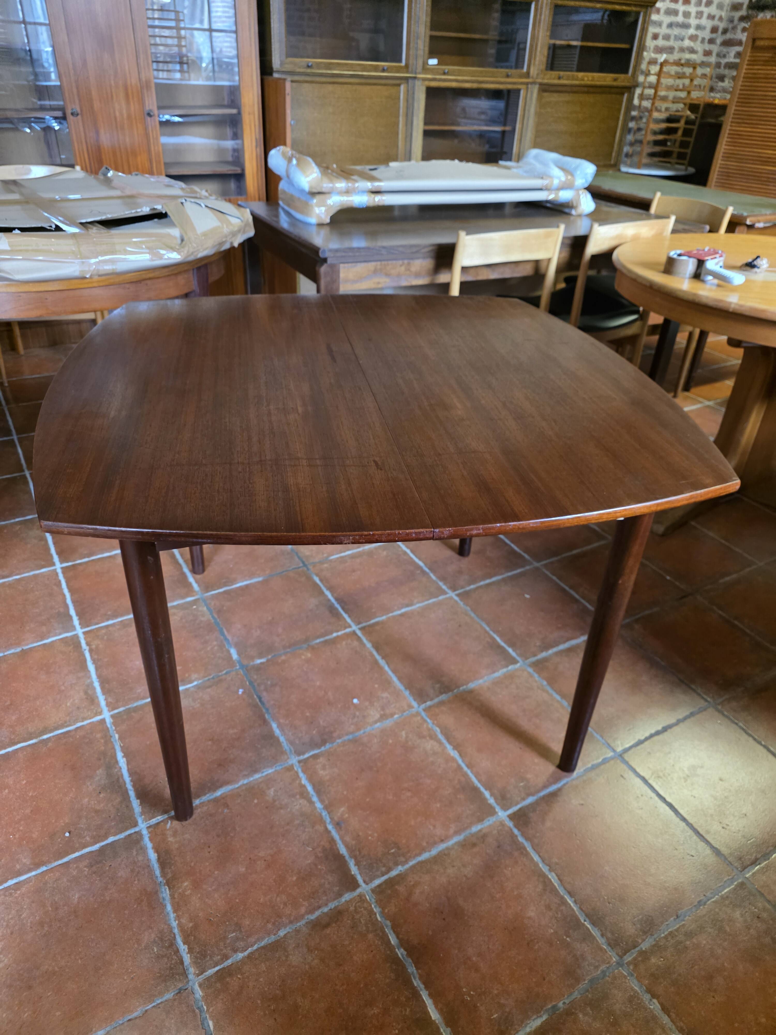 Scandinavian extendable teak table from the 1960s (butterfly extension)