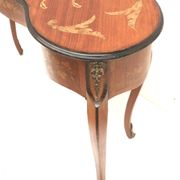 Louis XV kidney-shaped sideboard / side table from the 19th cent