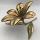 Vintage flower ashtray in solid gold-plated brass with six removable petals from the 60s/70s