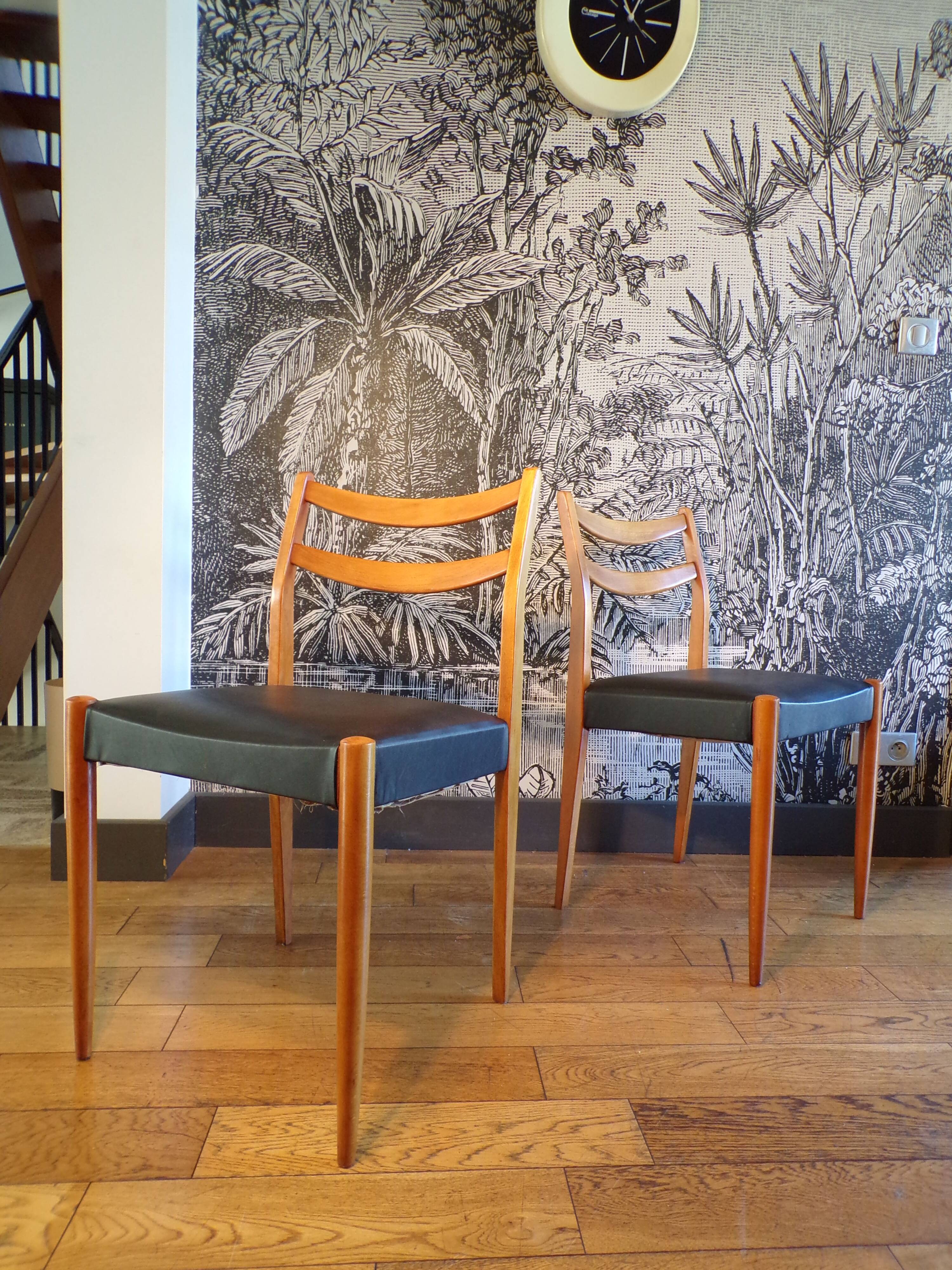Pair of Scandinavian chairs