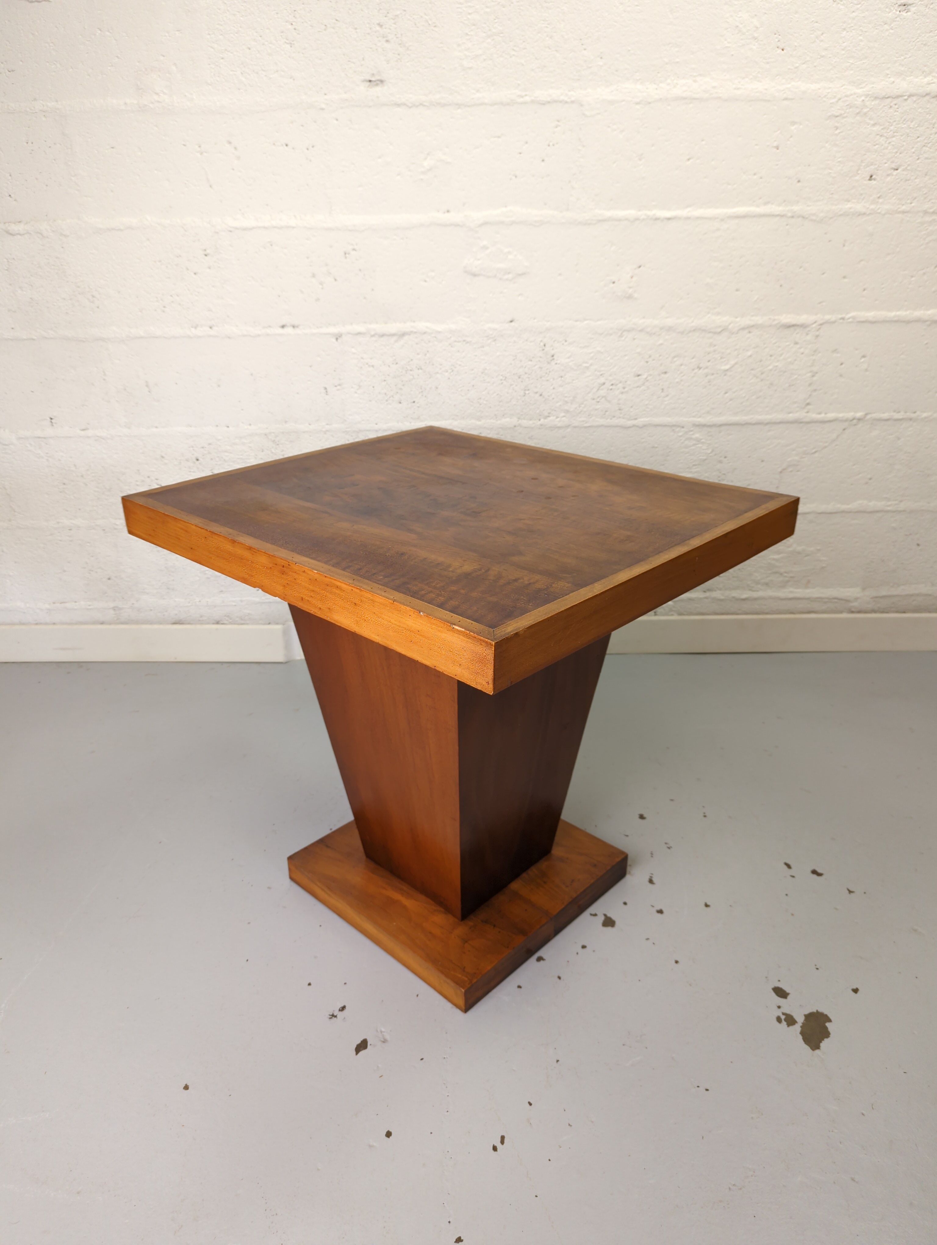 Square pedestal table art deco year 30