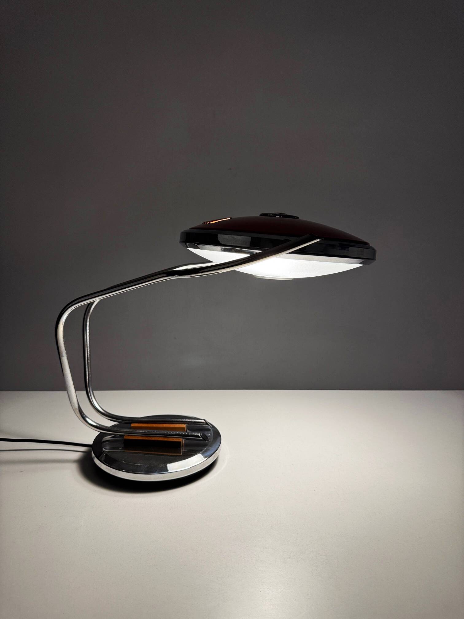 Lampe de bureau vintage Teio – Design argentin de l'ère spatiale (années 1970)
