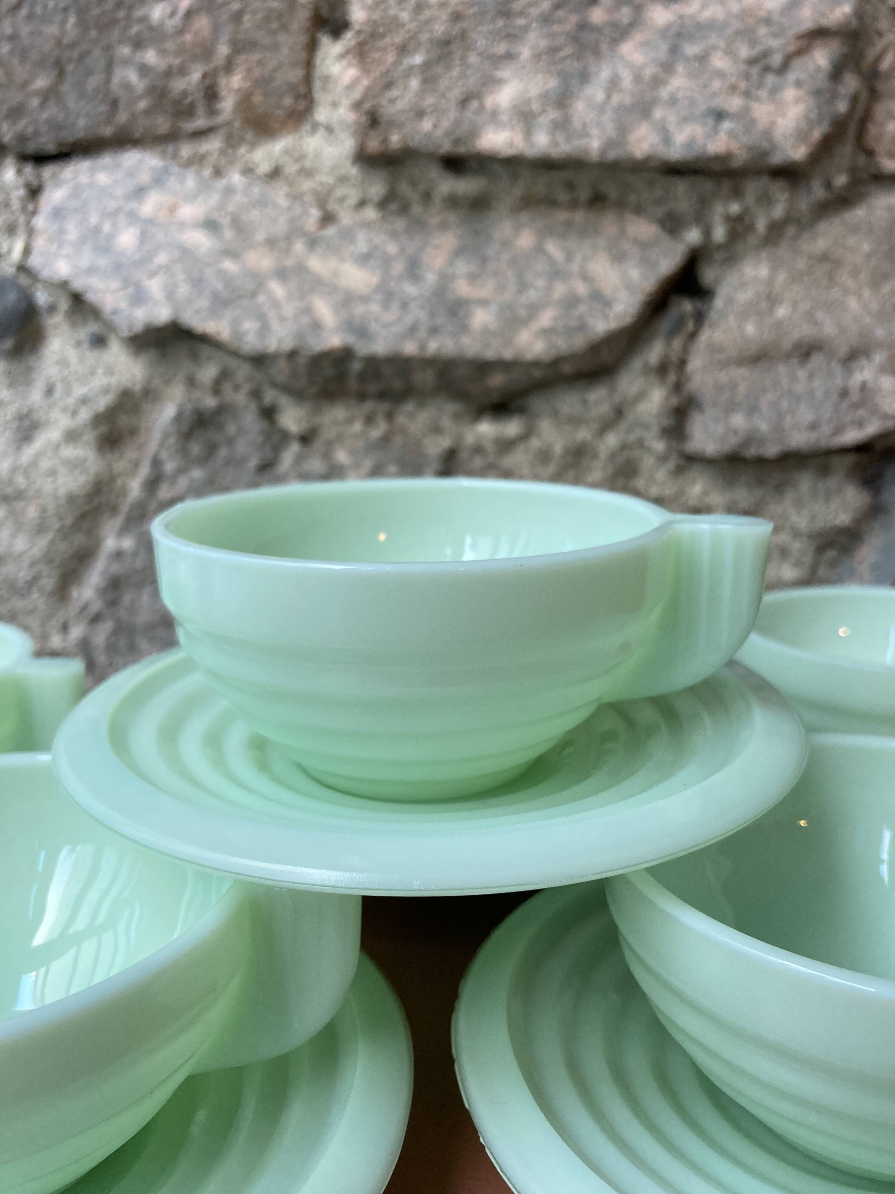 service à café Art Déco vert mint verre opale