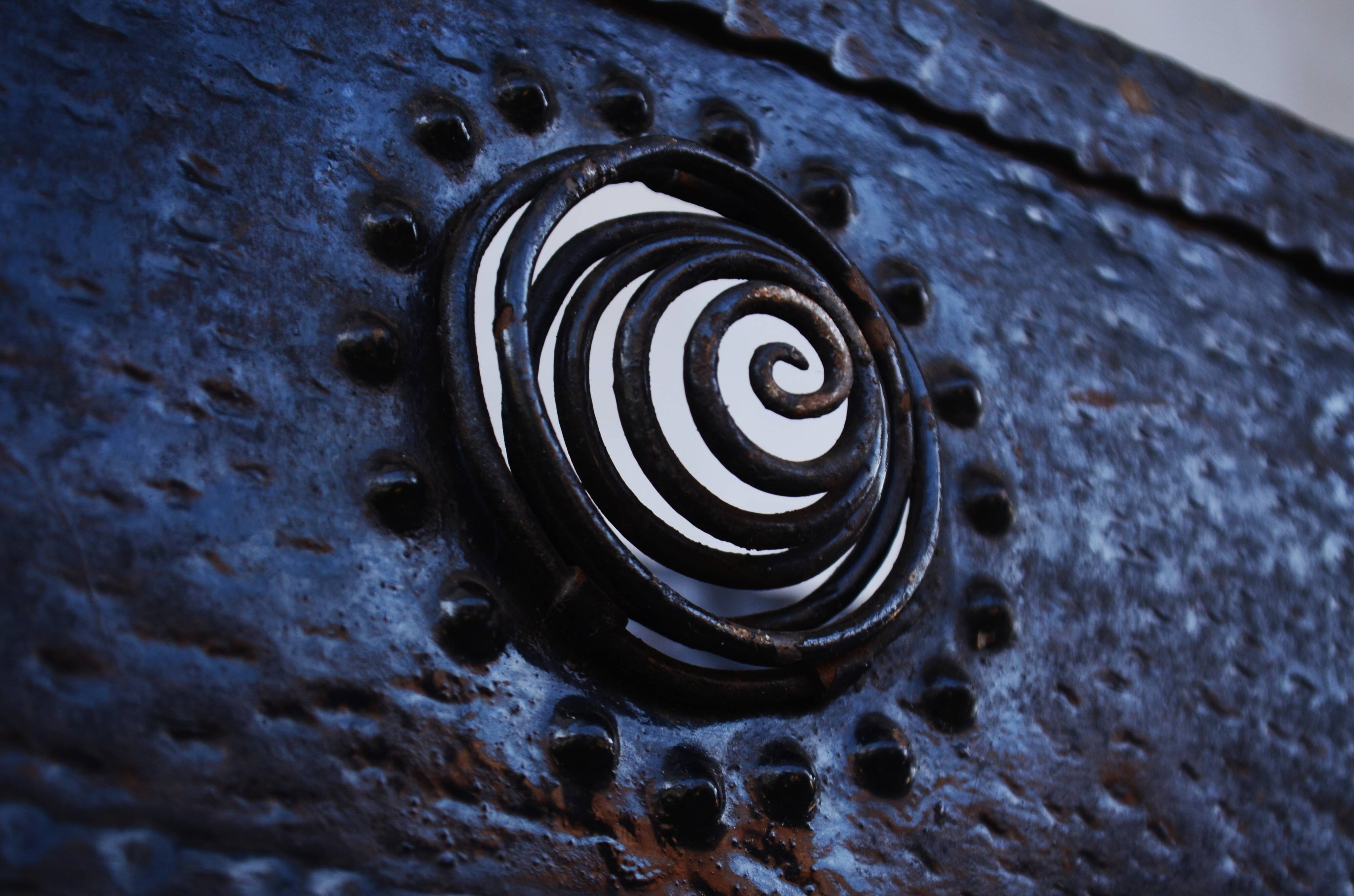 Viennese-style hammered iron flower planter holder Secession