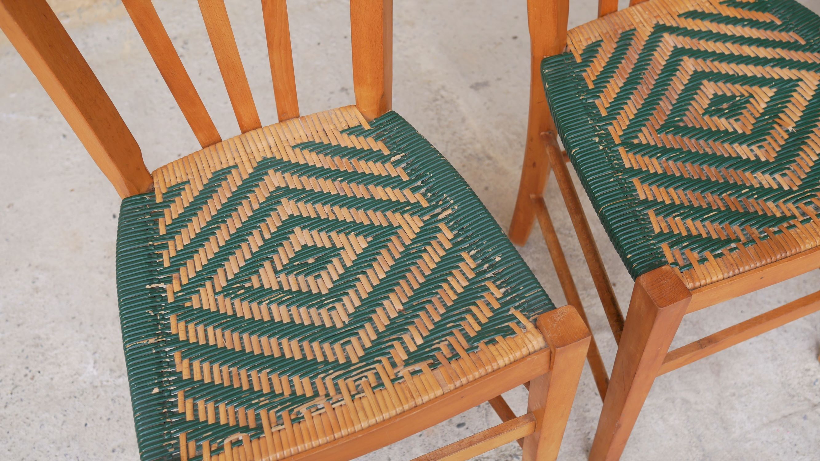 Wooden and rattan countryside canne chair