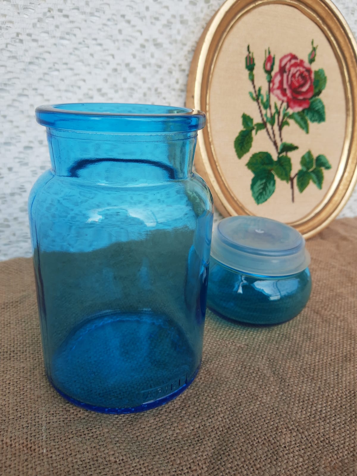Apothecary jar Ariel vintage blue