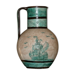 Vase en céramique avec - voilier