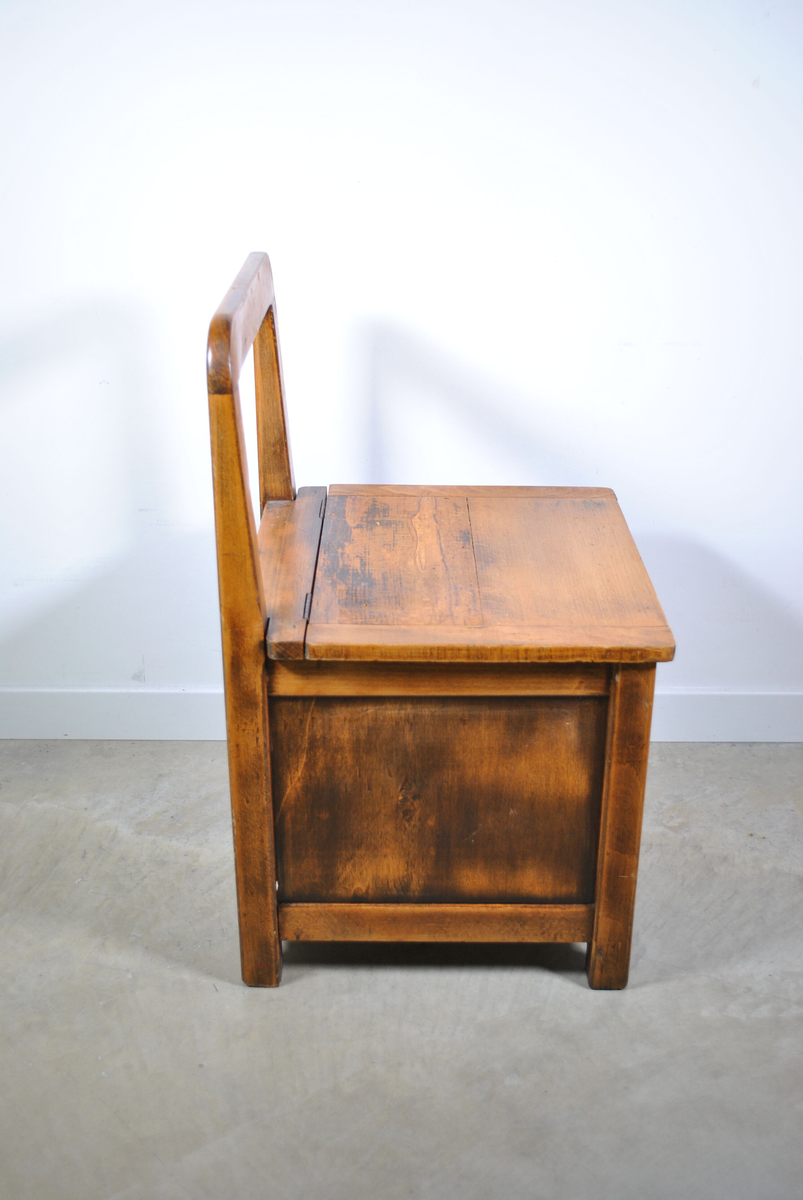 Children's chest chair 1950