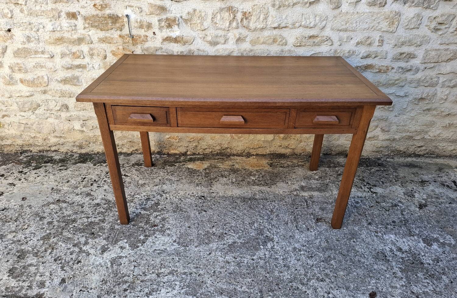 Oak farmhouse table