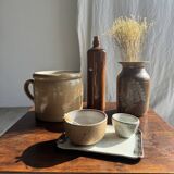 Large stoneware pot with handle H17.5
