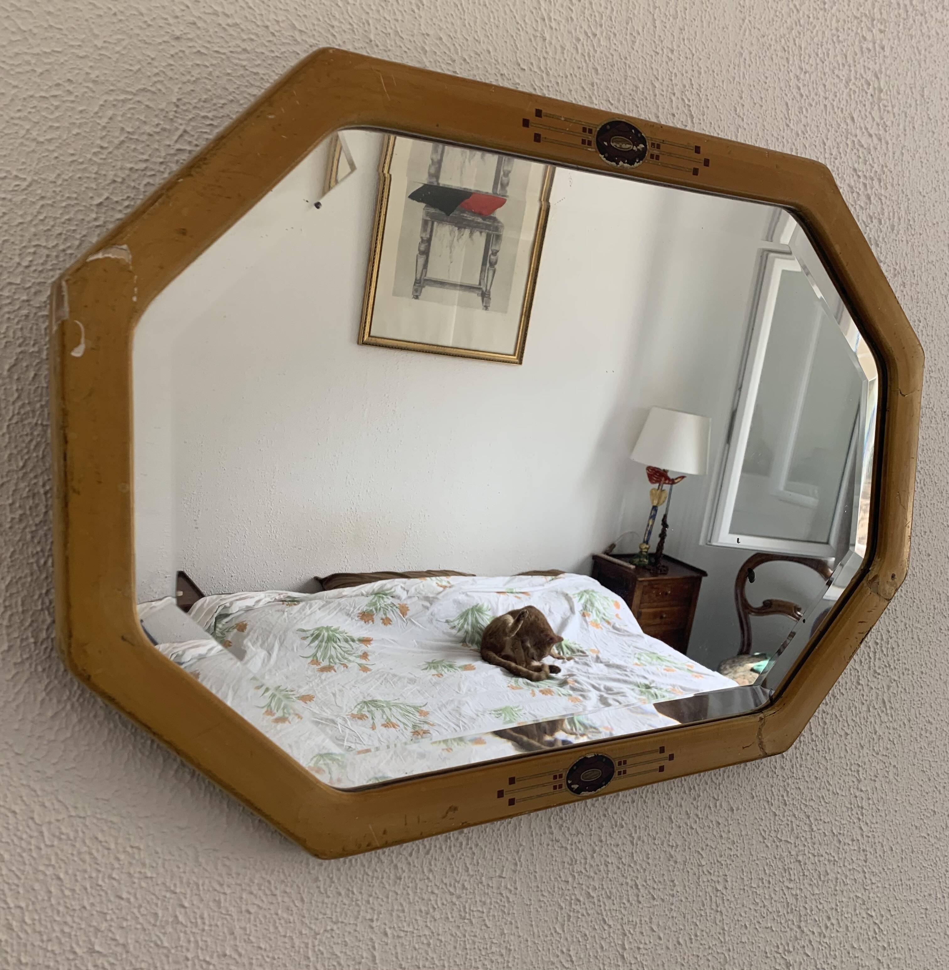 Vintage 1930 Art Deco beveled octagonal stucco wood mirror - 66 x 45 cm