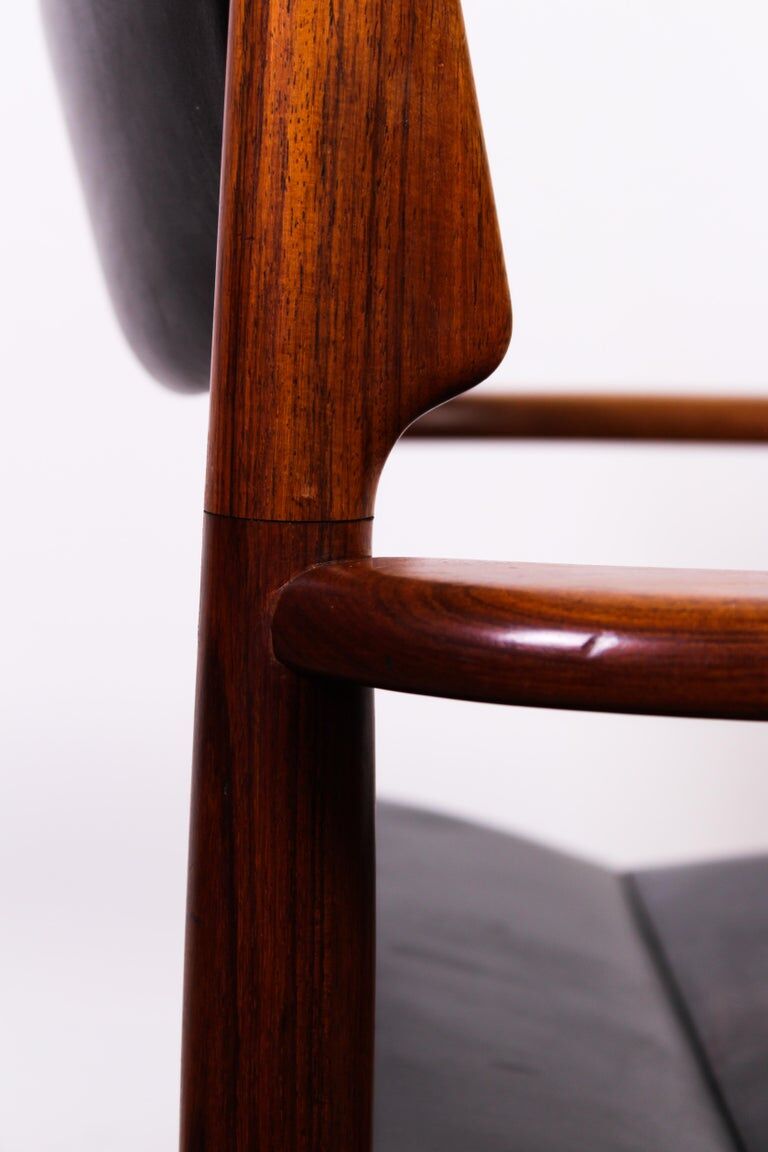 Chaise en palissandre par Kurt Østervig pour KP Møbler