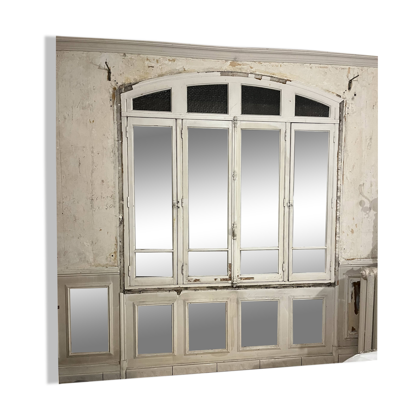 Grandes fenêtres cintrées anciennes 1900