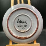Decorative earthenware plate