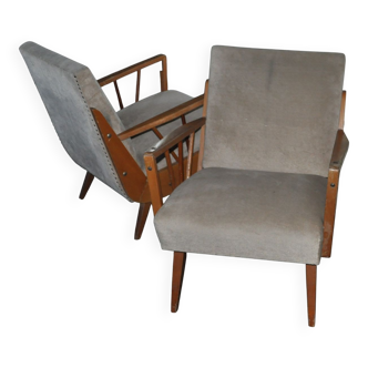 Pair of Mid-Century armchairs in varnished wood and brown/grey fabric, 1960s.