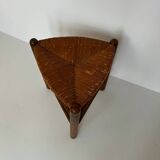 Tabouret tripode triangle