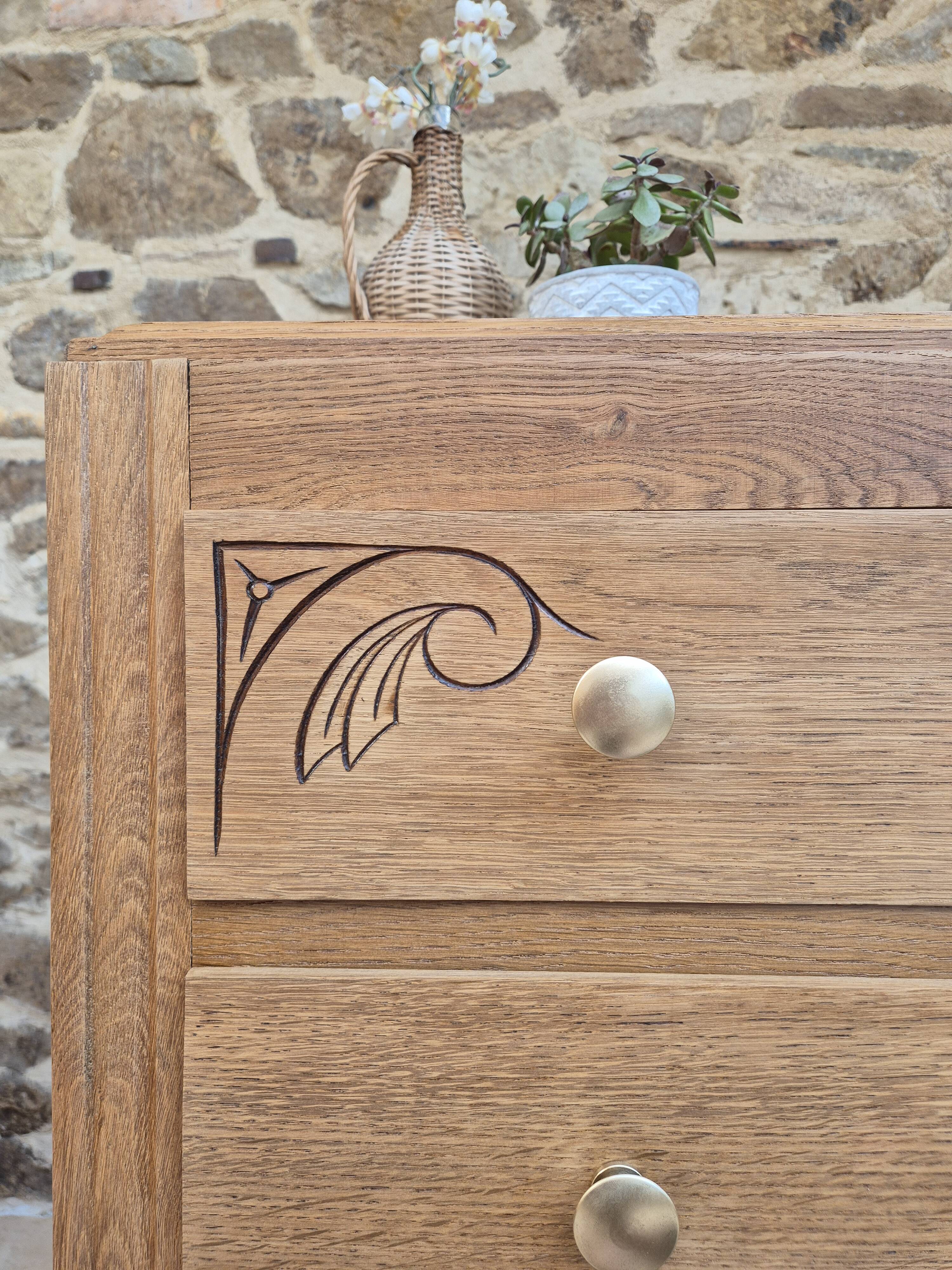 Art Deco chest of drawers