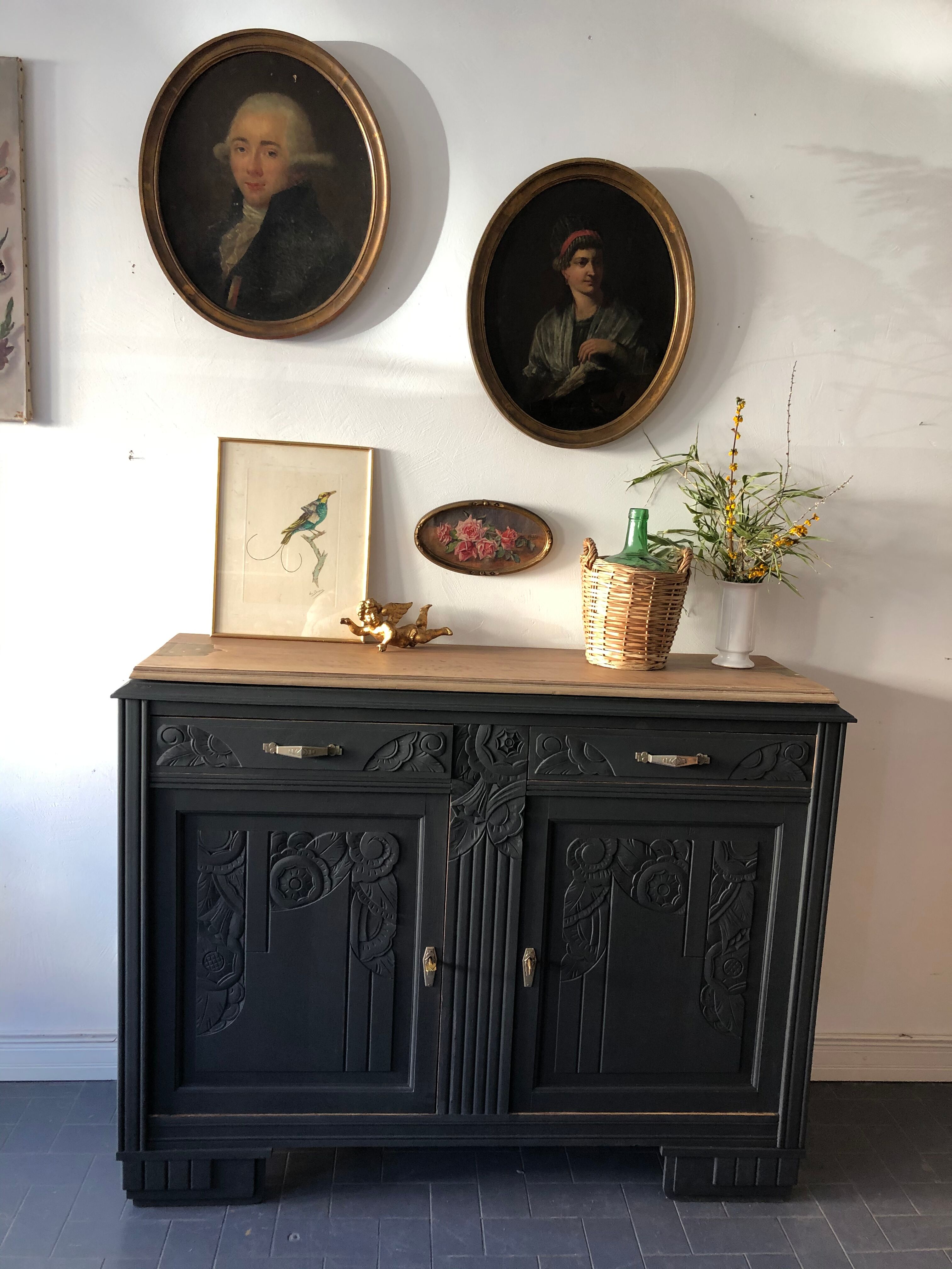 Old buffet, art deco