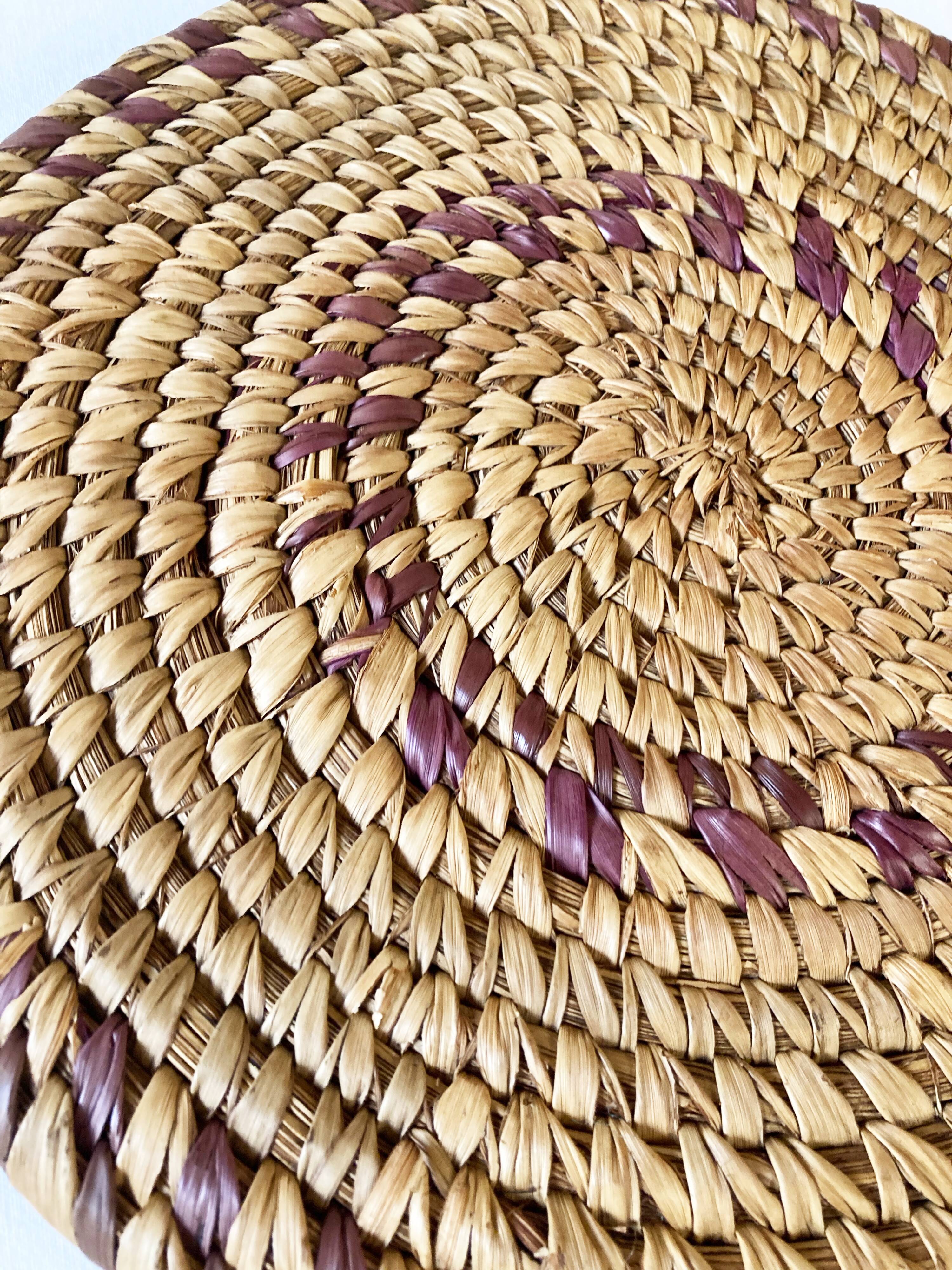 Woven rye trivet