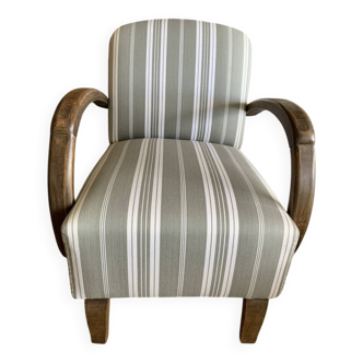 Renovated vintage armchair by a professional