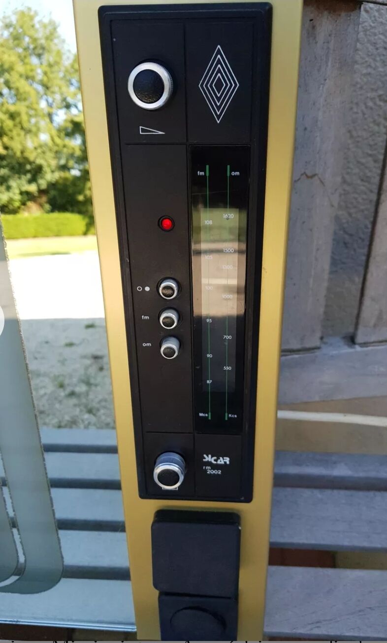 Vintage radio light mirror