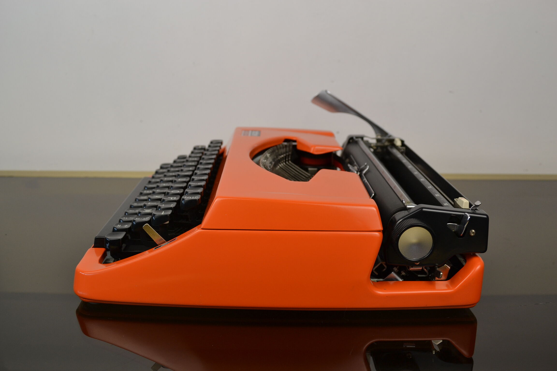 TYPEwriter Brother 210 orange 1975
