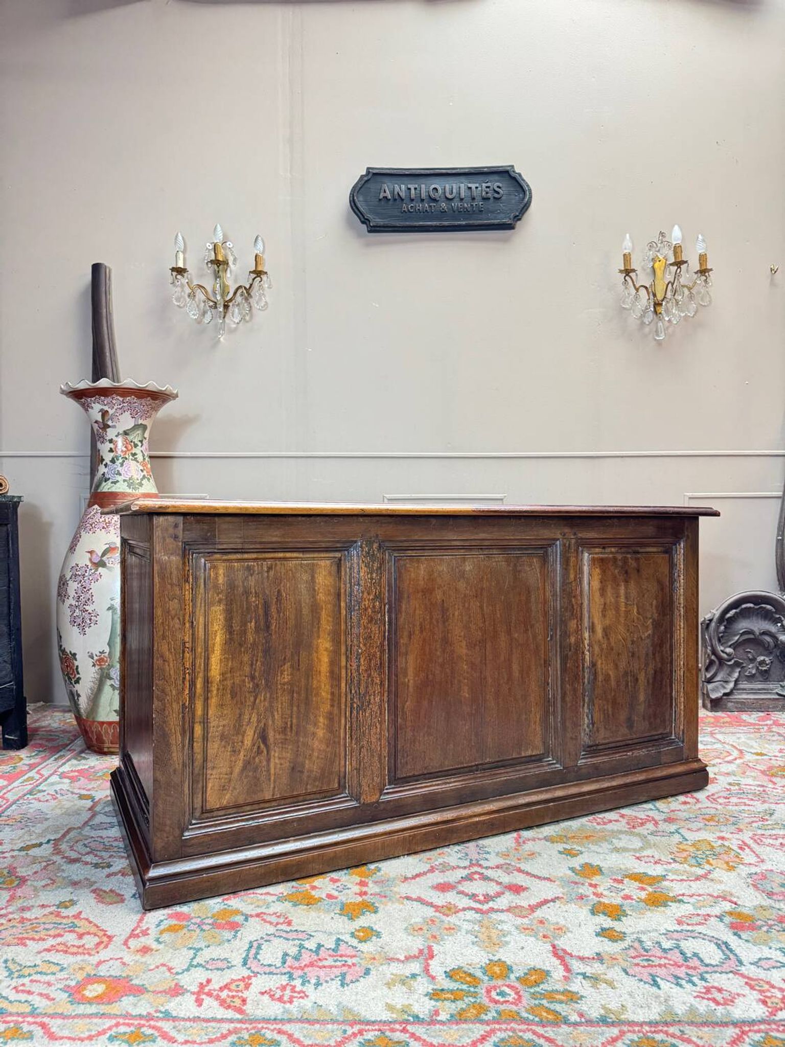 Bureau à caisson de changeur en noyer xviii eme siècle