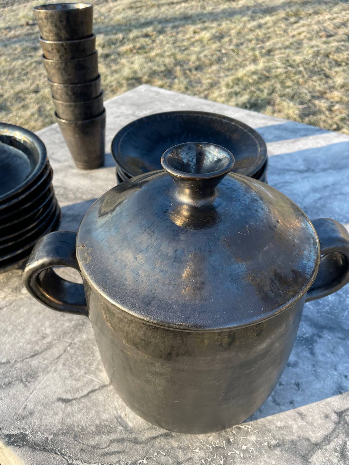 Vallauris service, the pottery of the great oak. Black metal glazed ceramics.