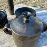 Service Vallauris, la poterie du grand chêne. Céramique émaillée noir métal