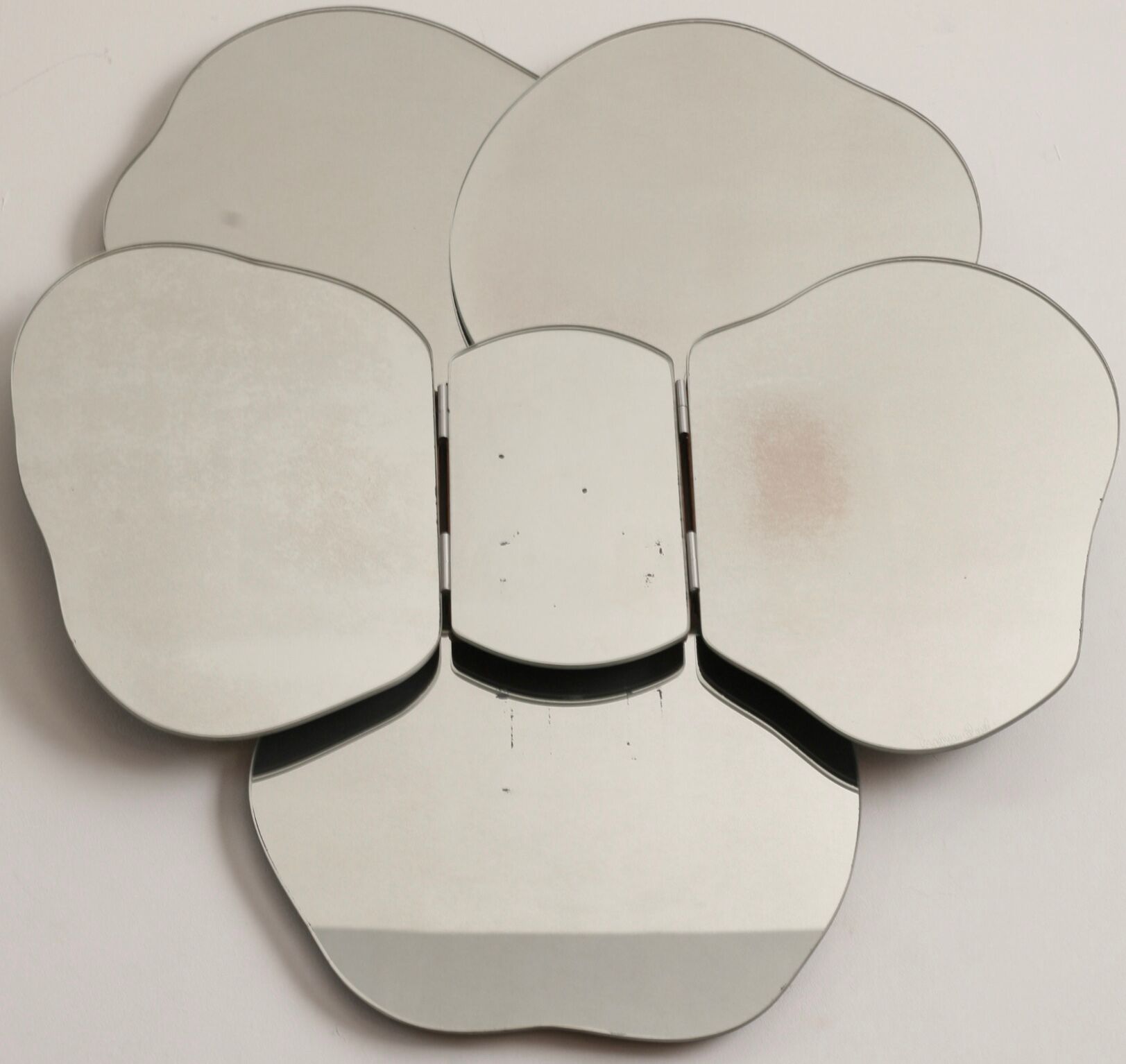 Removable wall mirror, circa 1970 68x76cm