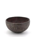 Empty tumbler pocket in ceramic by Brigitte Marionneau