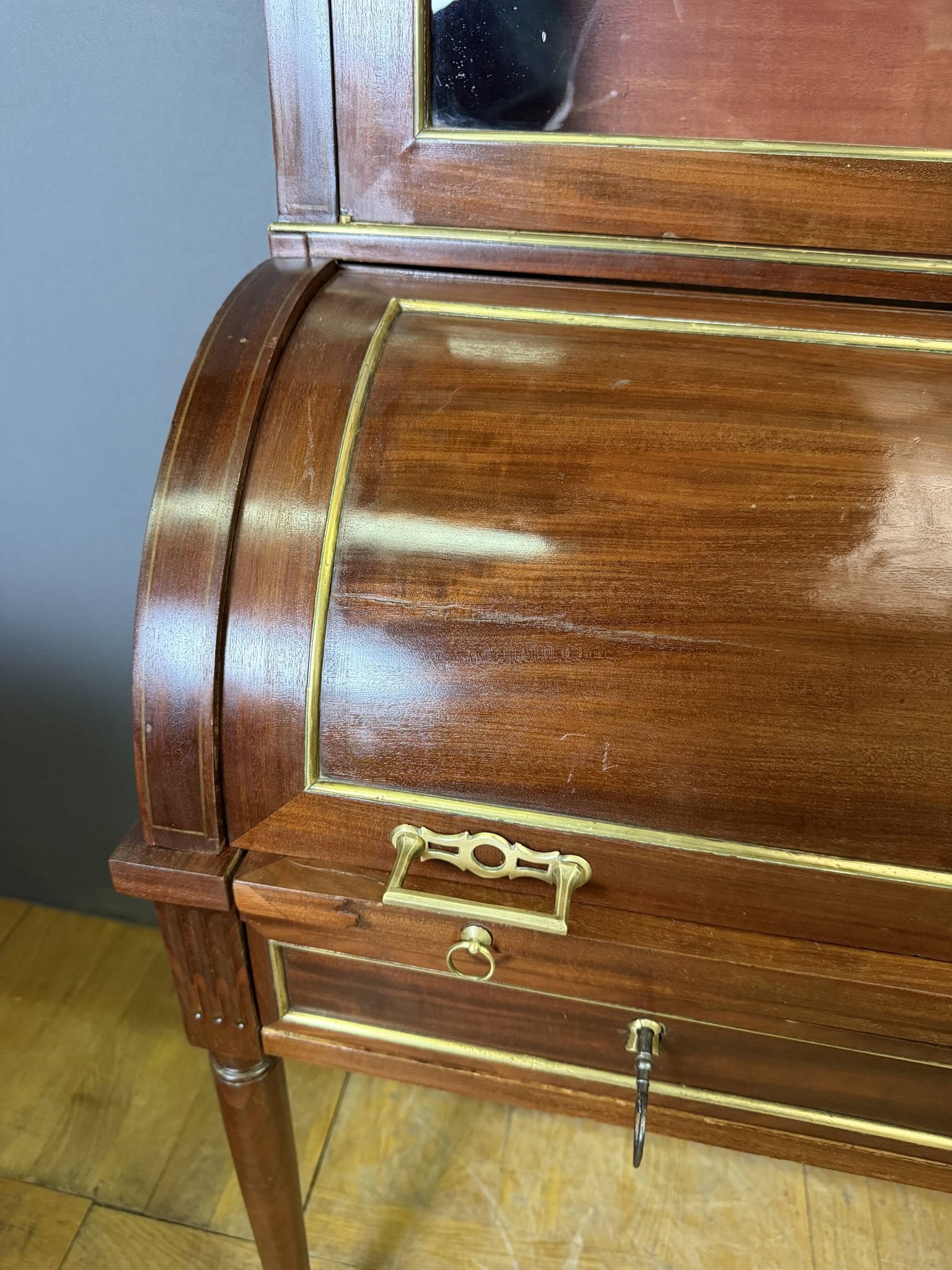 Bureau à Cylindre en Acajou époque Directoire